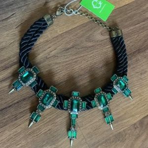 🆕 C Wonder Statement Collar